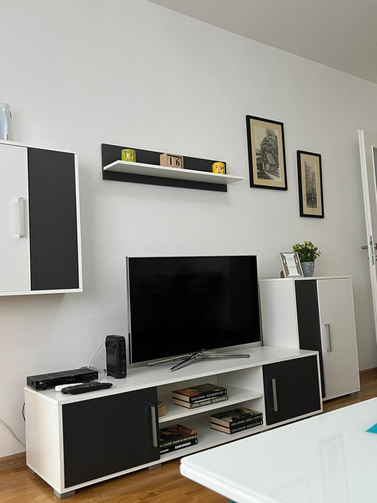 Apartment Yesa Травник Экстерьер фото